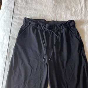 High waist Lululemon black jogger